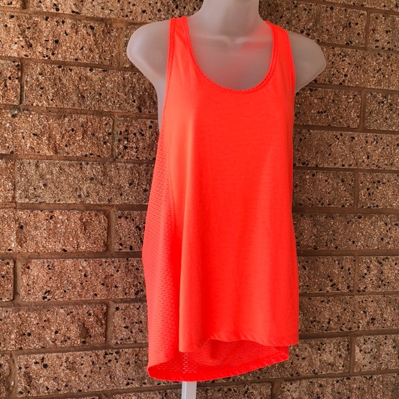 Under Armour Tops - Under Armour Heat Gear Sleeveless Neon Tank EUC |L